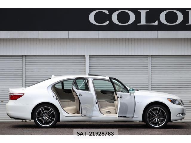 Lexus LS 2007-10 8220822-2