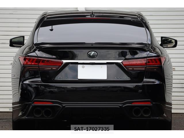Lexus LS 2020-12 8220823-10