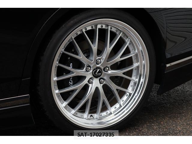 Lexus LS 2020-12 8220823-3