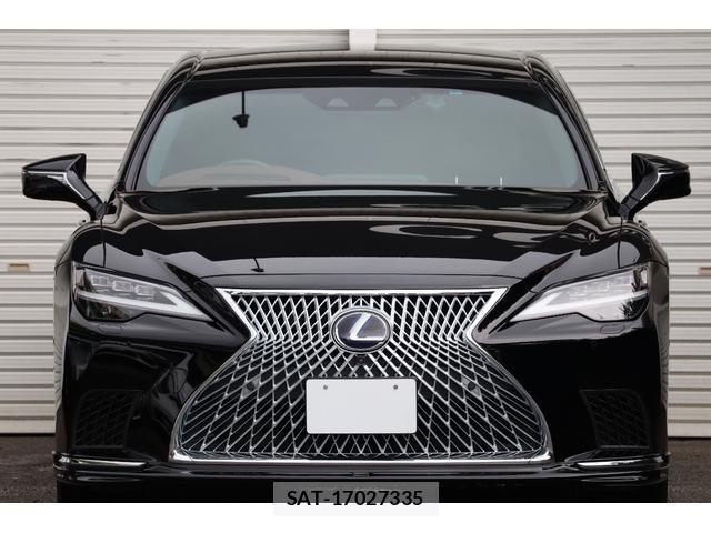 Lexus LS 2020-12 8220823-9
