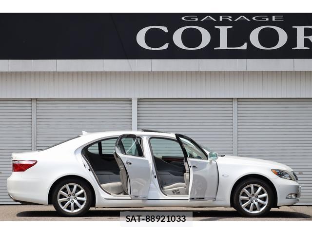 Lexus LS 2008-01 8220824-11