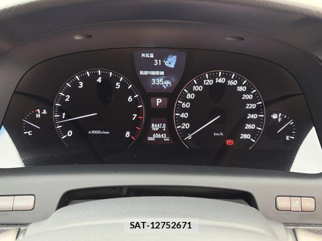 Lexus LS 2011-09 8221836-14
