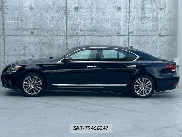 Lexus LS 2013-01 8223188-2
