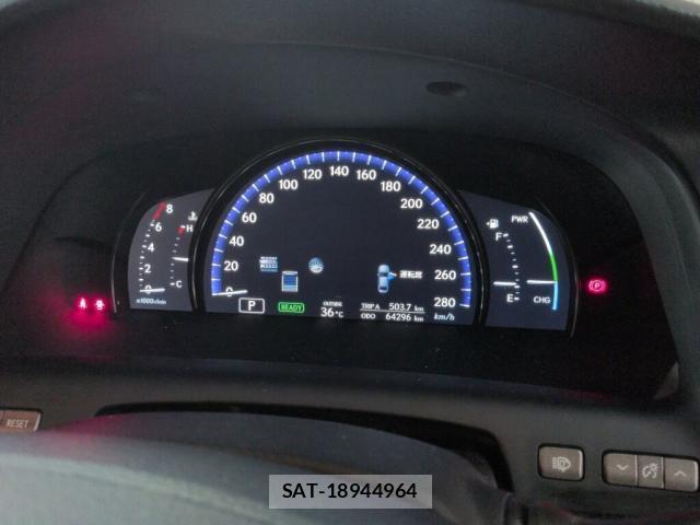 Lexus LS 2011-07 8223362-5