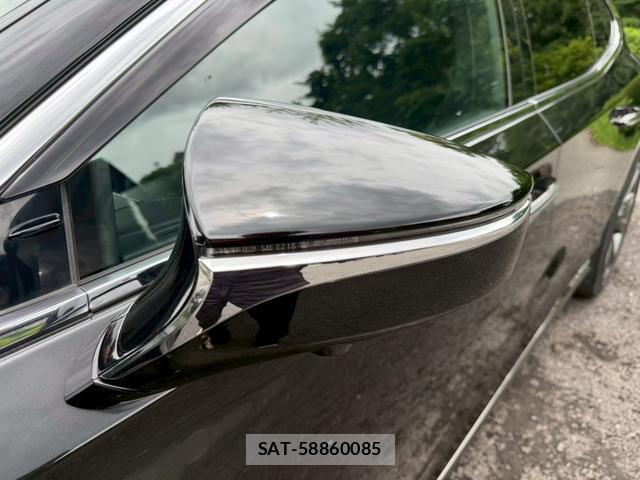 Lexus LS 2018-02 8223786-8