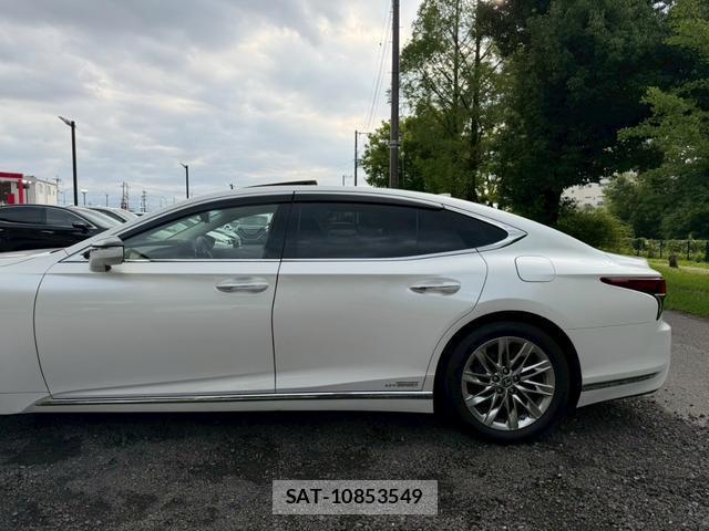 Lexus LS 2019-11 8223787-1