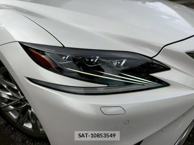 Lexus LS 2019-11 8223787-13