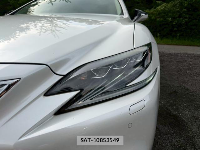 Lexus LS 2019-11 8223787-6