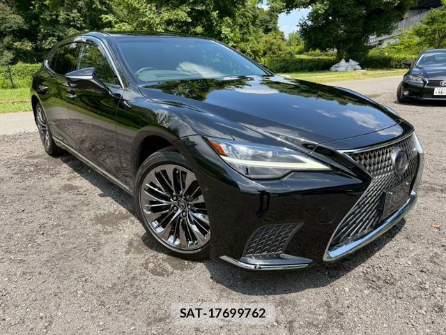 Lexus LS 2021-02 8223804-3