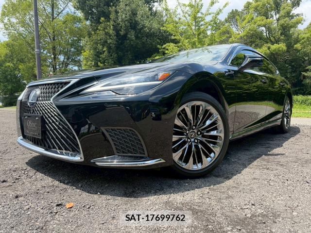 Lexus LS 2021-02 8223804-6