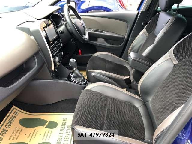 Renault LUTECIA 2018-09 8219614-10