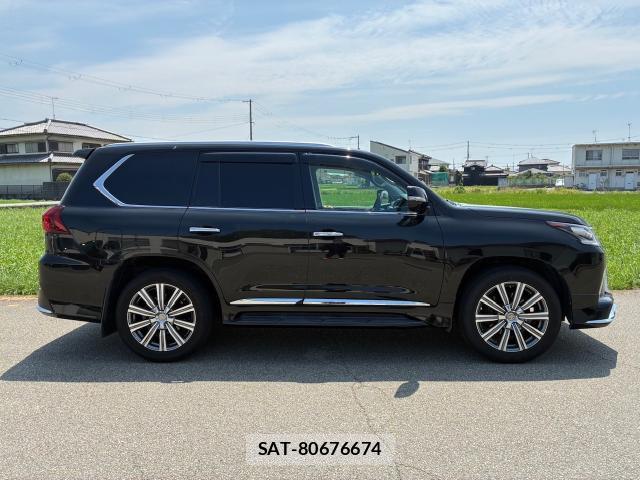 Lexus LX 2016-10 8223656-1
