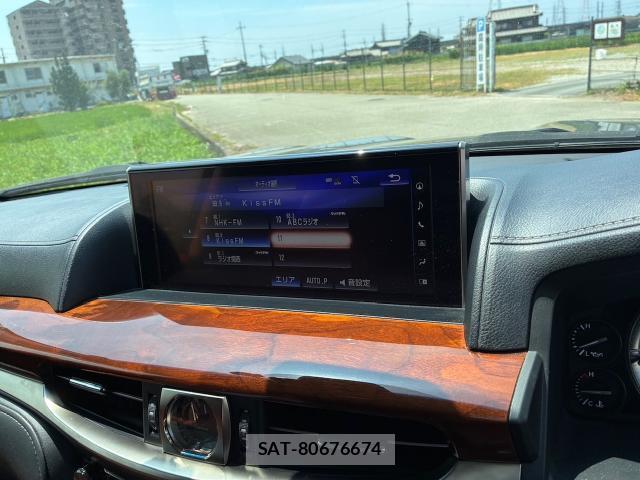 Lexus LX 2016-10 8223656-12