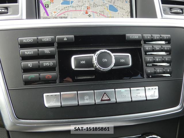 Mercedes Benz M-CLASS 2013-08 8221536-12