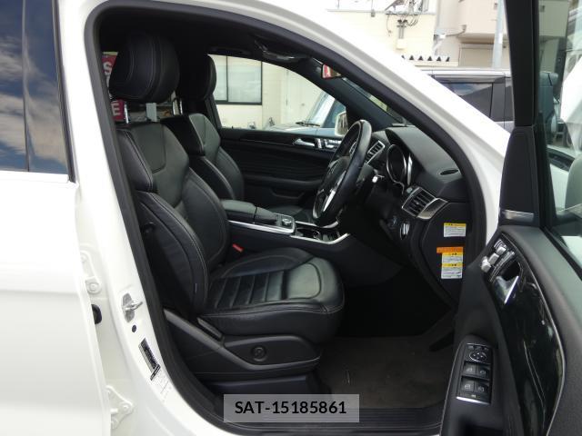 Mercedes Benz M-CLASS 2013-08 8221536-13