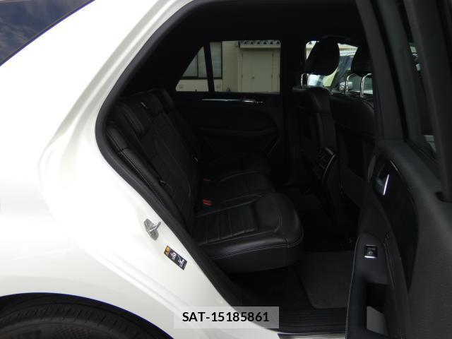 Mercedes Benz M-CLASS 2013-08 8221536-16