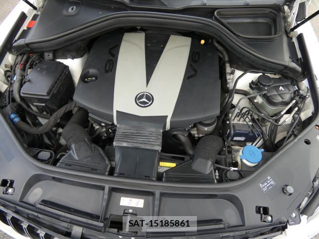Mercedes Benz M-CLASS 2013-08 8221536-19