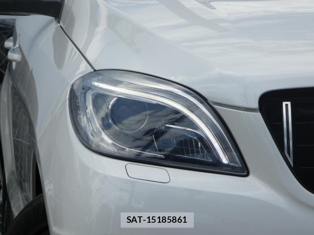 Mercedes Benz M-CLASS 2013-08 8221536-2