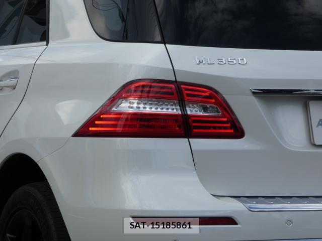 Mercedes Benz M-CLASS 2013-08 8221536-3