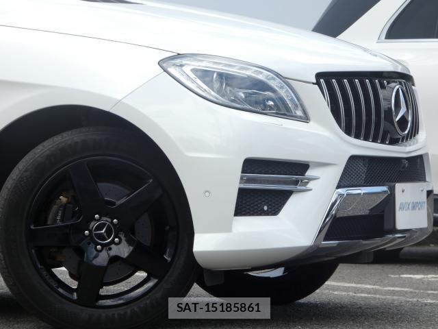 Mercedes Benz M-CLASS 2013-08 8221536-4