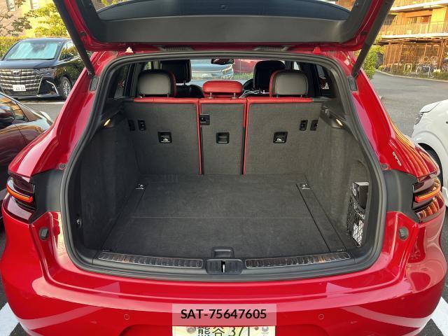 Porsche MACAN 2018-05 8218448-19