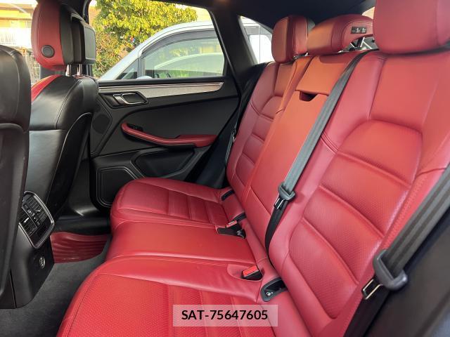 Porsche MACAN 2018-05 8218448-6
