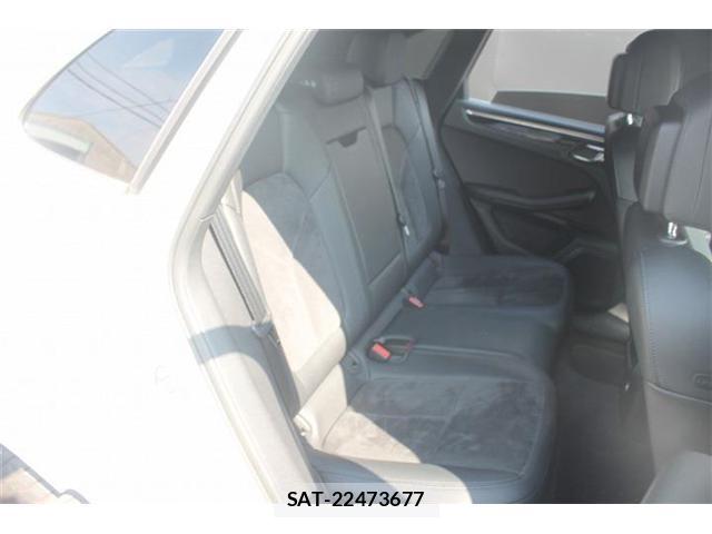Porsche MACAN 2015-09 8222005-14