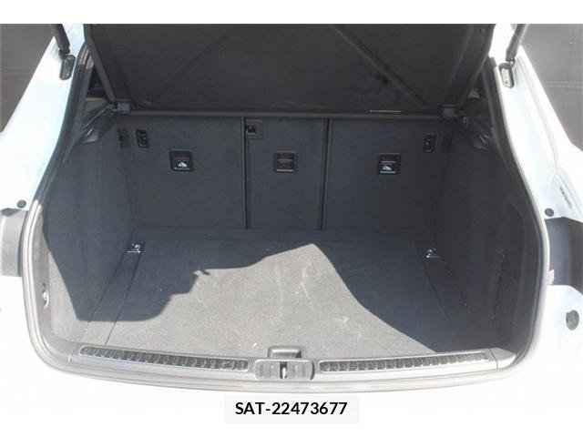 Porsche MACAN 2015-09 8222005-17