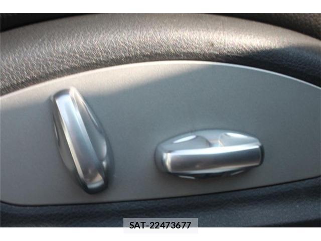 Porsche MACAN 2015-09 8222005-5