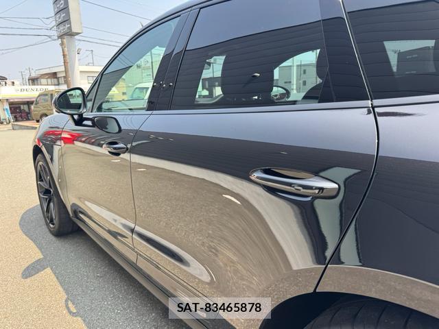Porsche MACAN 2024-09 8223544-10