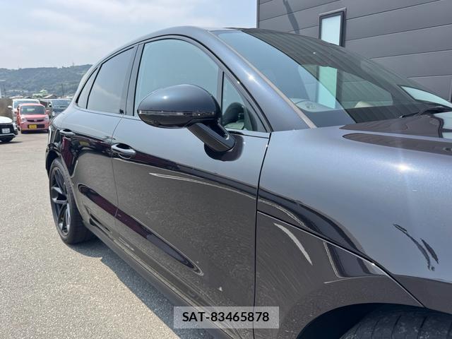 Porsche MACAN 2024-09 8223544-15
