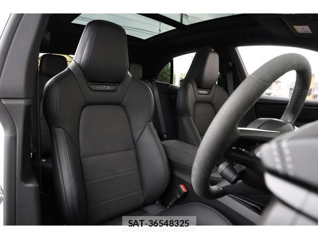 Porsche MACAN 2026-03 8224293-10