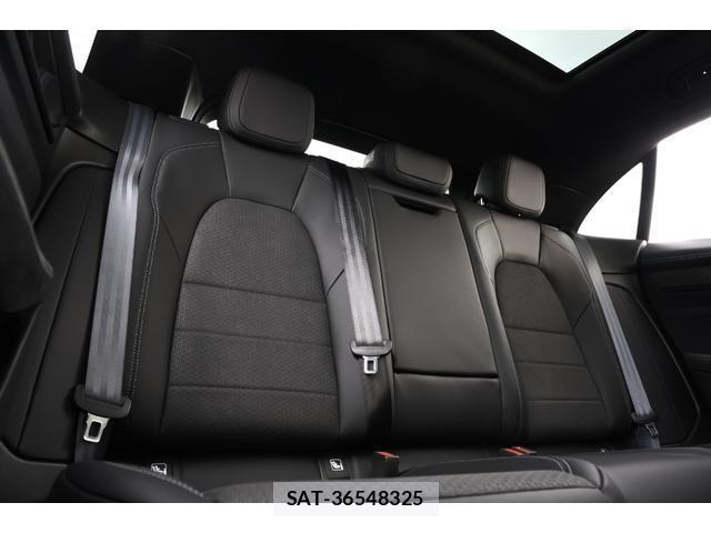 Porsche MACAN 2026-03 8224293-11