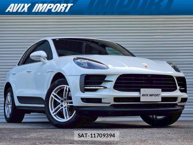 Porsche MACAN 2019-07 8224739-0