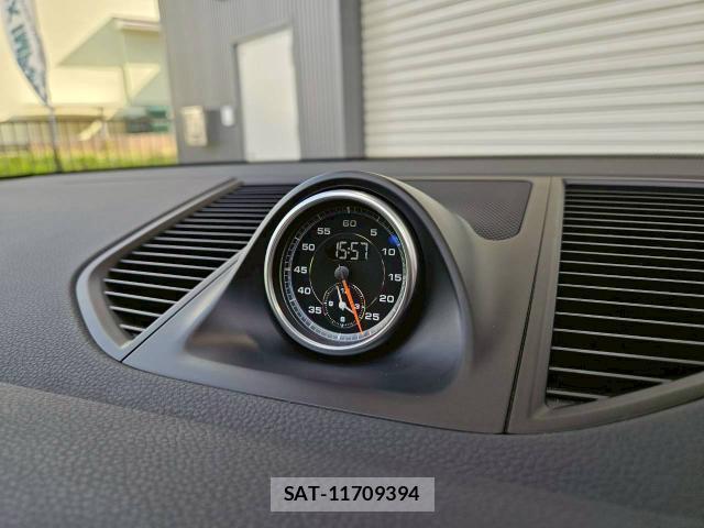 Porsche MACAN 2019-07 8224739-10