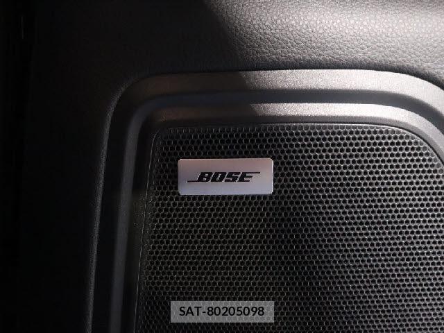 Porsche MACAN 2018-09 8225571-9