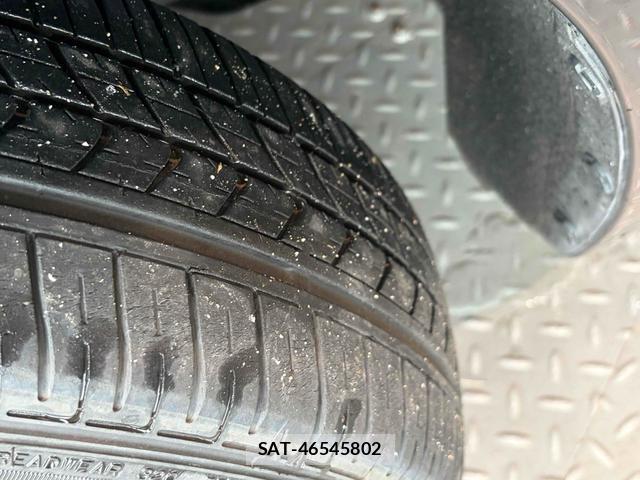 Nissan MARCH 2022-02 8221300-12