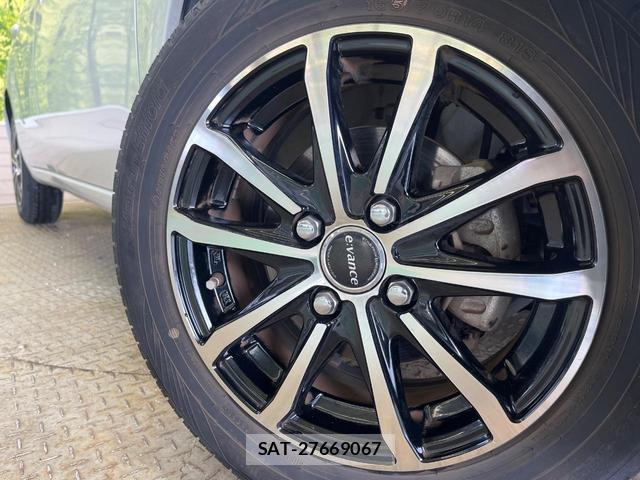 Nissan MARCH 2016-06 8221633-12