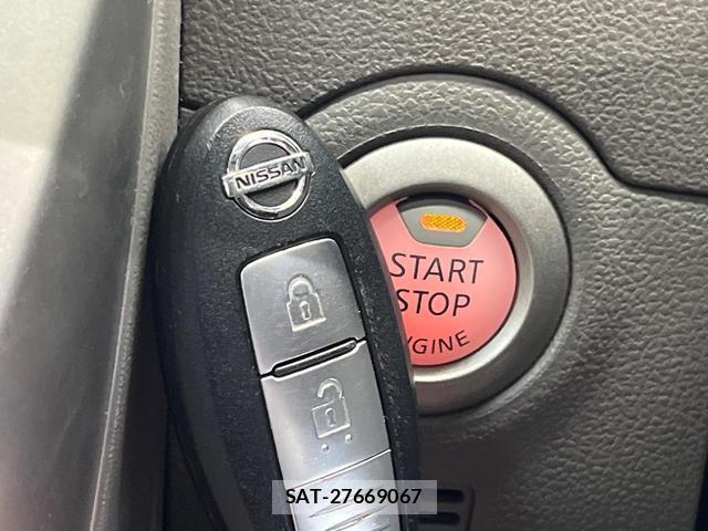 Nissan MARCH 2016-06 8221633-3