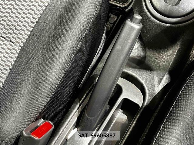 Nissan MARCH 2021-05 8224246-5