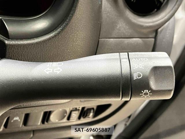 Nissan MARCH 2021-05 8224246-9