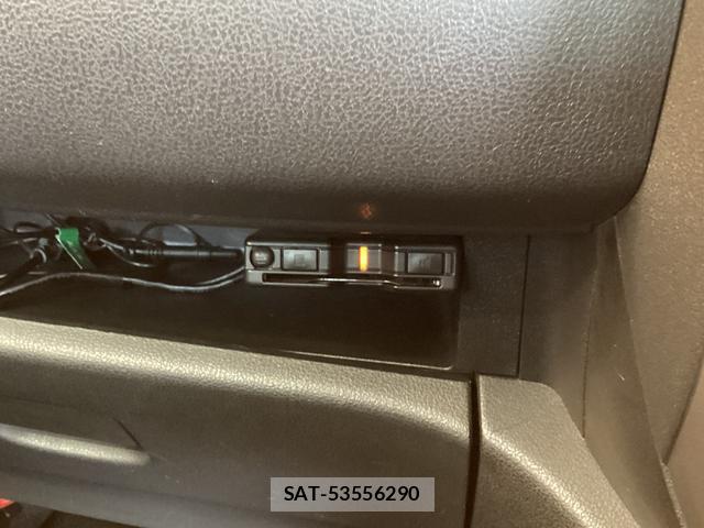 Nissan MARCH 2021-12 8224557-6