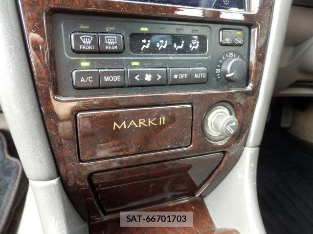 Toyota MARK II 1997-02 8223269-19