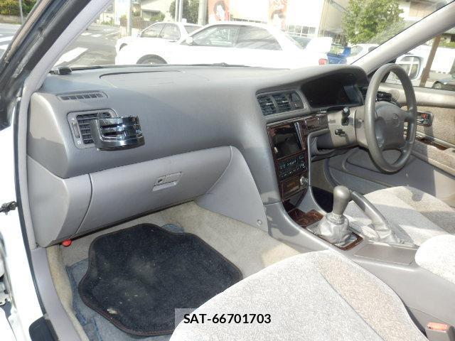 Toyota MARK II 1997-02 8223269-9