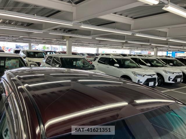 Toyota MARK X ZIO 2011-12 8216190-12
