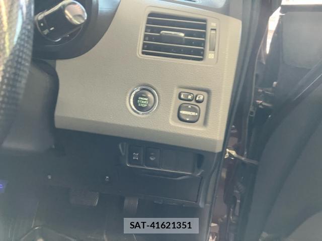 Toyota MARK X ZIO 2011-12 8216190-15