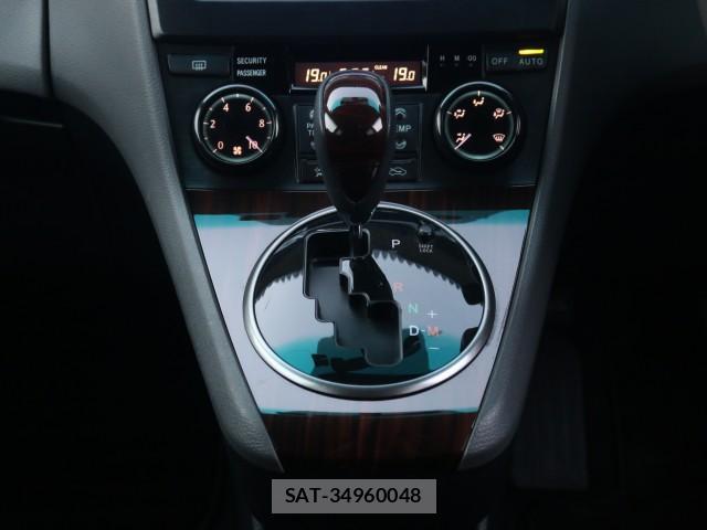 Toyota MARK X ZIO 2011-10 8217275-15