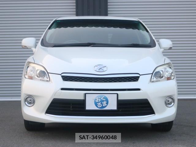 Toyota MARK X ZIO 2011-10 8217275-9