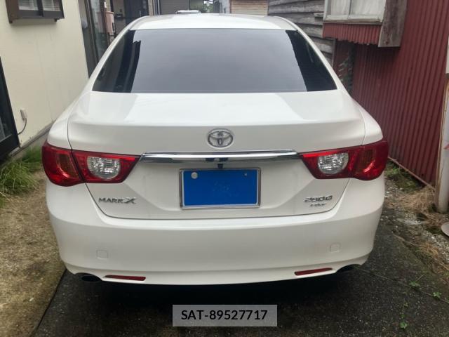 Toyota MARK X 2010-11 8219843-12