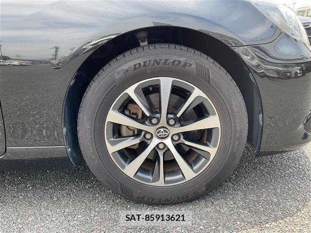 Toyota MARK X 2017-06 8222432-8